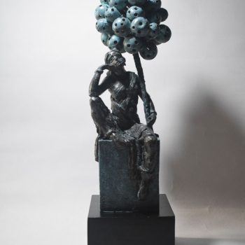 Figurative sculpture in Bronze